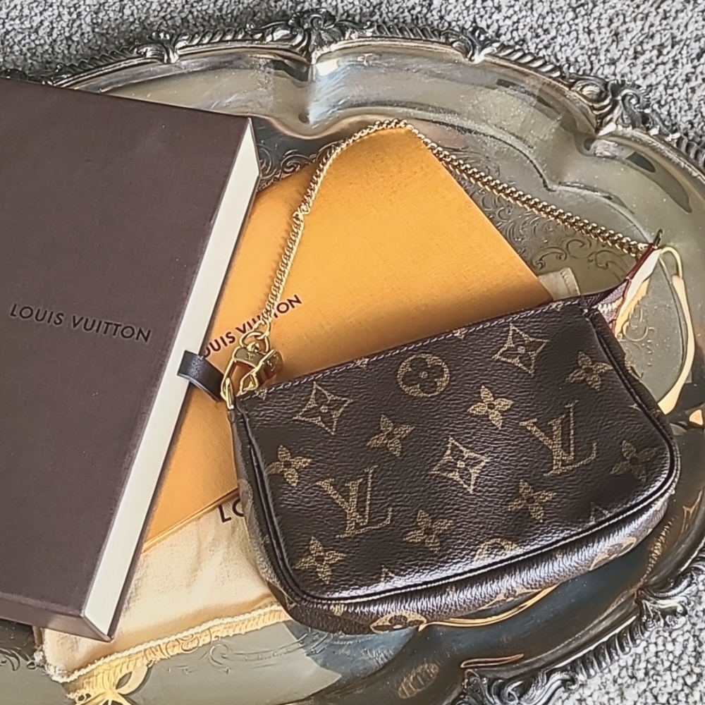 Louis Vuitton Mini Pouchette